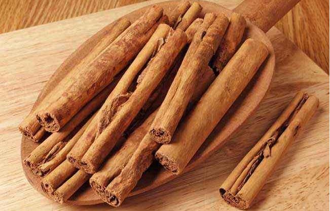 Pure Natural Cinnamon Bark Extract